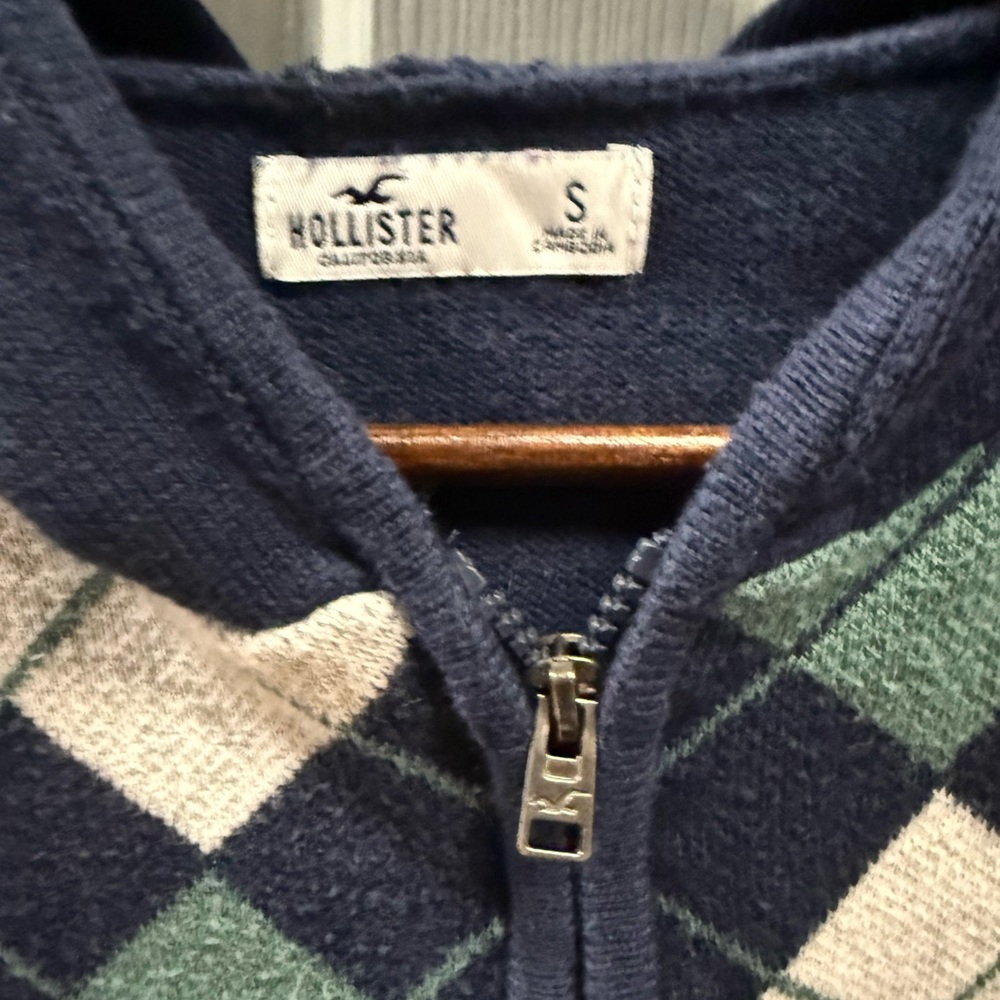 Hollister Navy Zip-Up Hoodie with Green and Cream Argyle - Picture 3 of 3